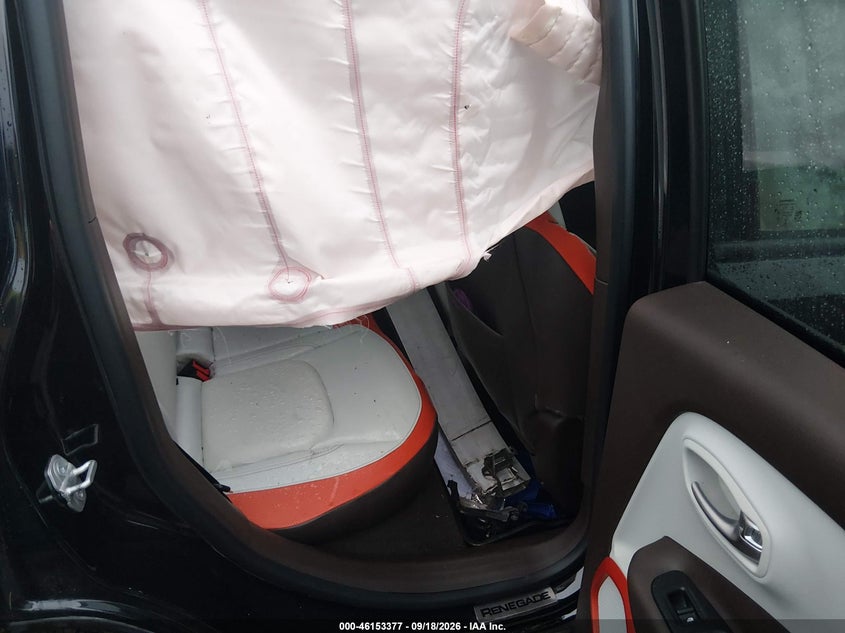 2015 JEEP RENEGADE LIMITED · Фото 8