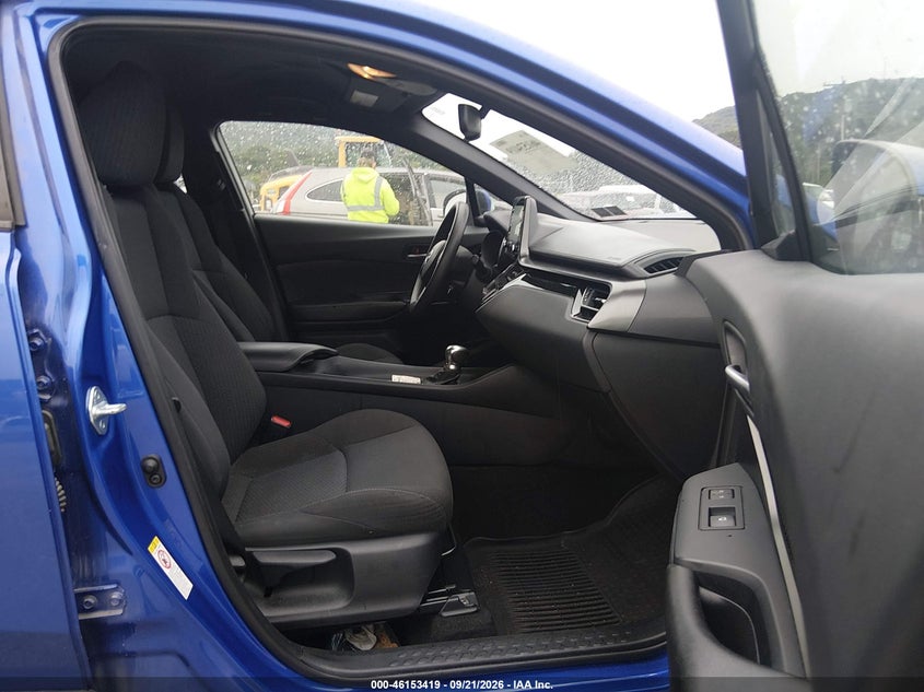 TOYOTA C-HR - zdjęcie 5