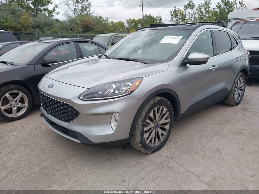 Vin: 1fmcu9j94nuc00104, lot: 46653228, ford escape titanium 20222