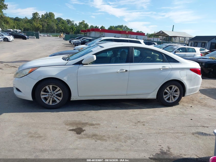 2011 HYUNDAI SONATA GLS · Фото 14