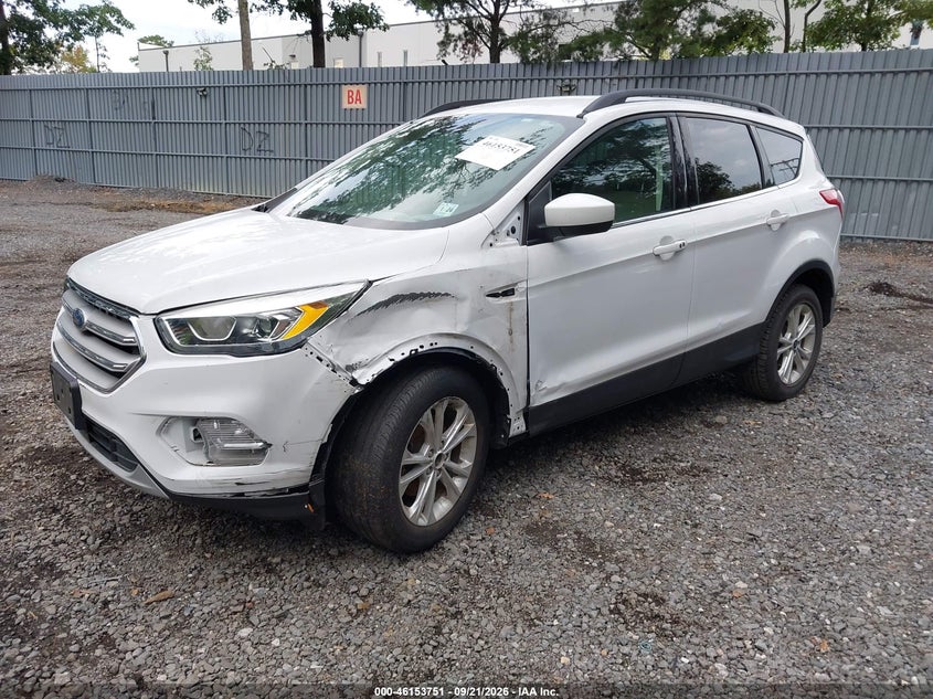 Vin: 1fmcu0hd7kua81062, lot: 46653550, ford escape sel 20192
