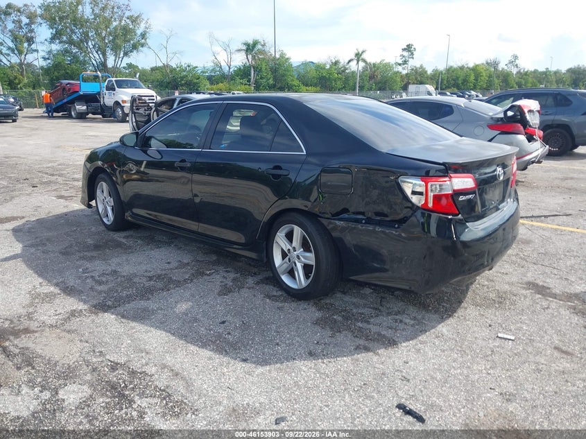 Vin: 4t1bf1fk3du642664, lot: 46653702, toyota camry se 20133