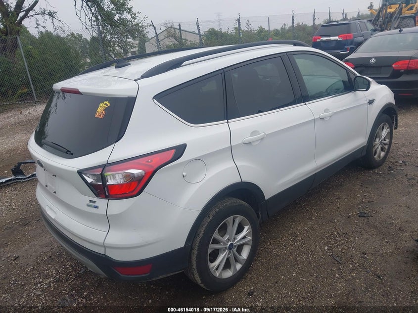 Vin: 1fmcu9gd2jub76732, lot: 46653817, ford escape se 20184