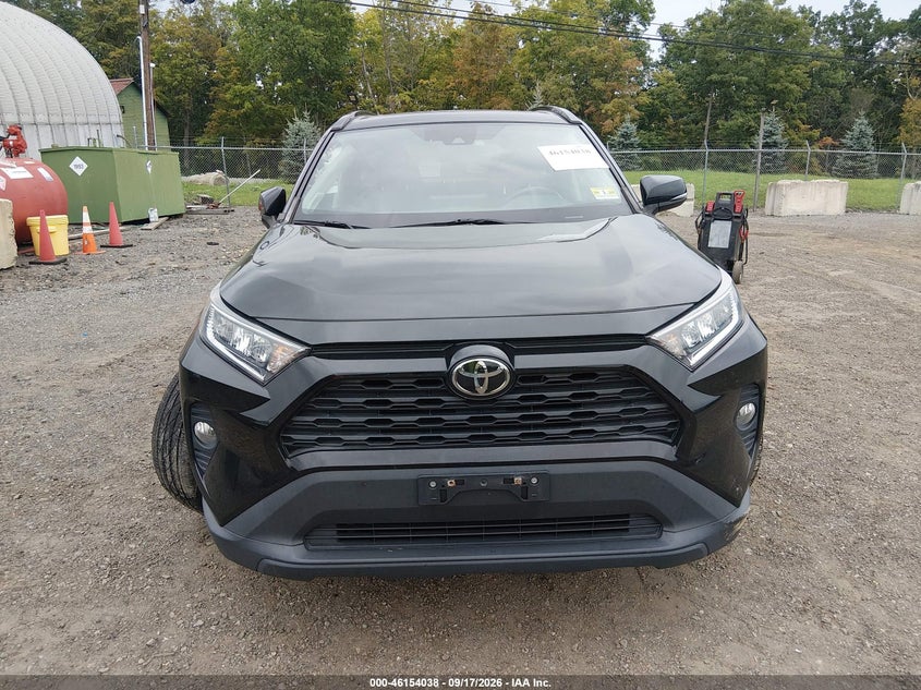 2021 TOYOTA RAV4 XLE PREMIUM · Photo 12