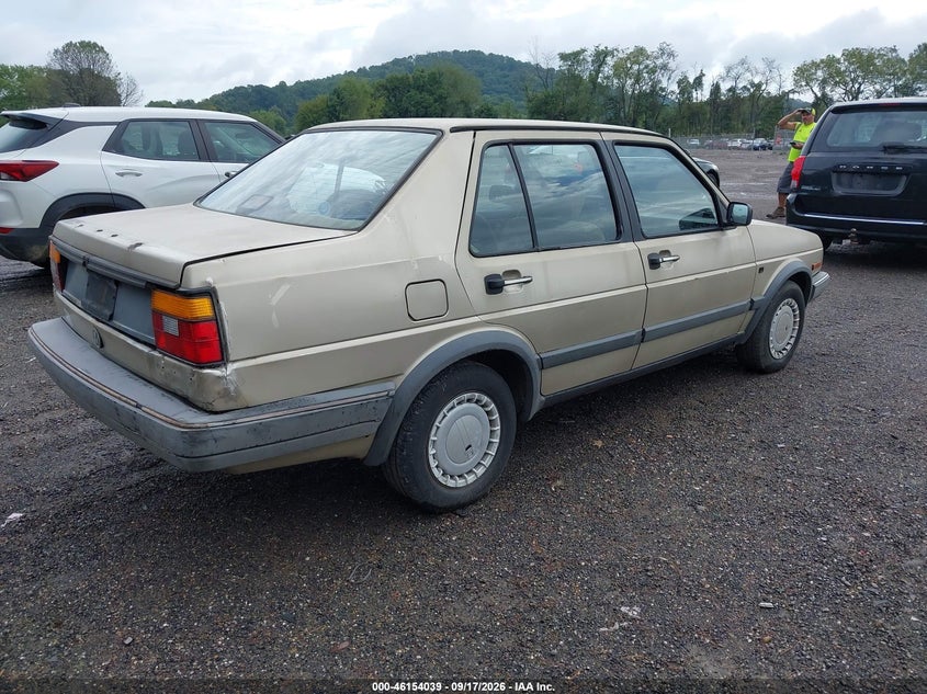 1988 VOLKSWAGEN JETTA auction photo 4