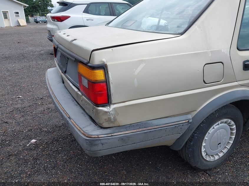 1988 VOLKSWAGEN JETTA auction photo 6
