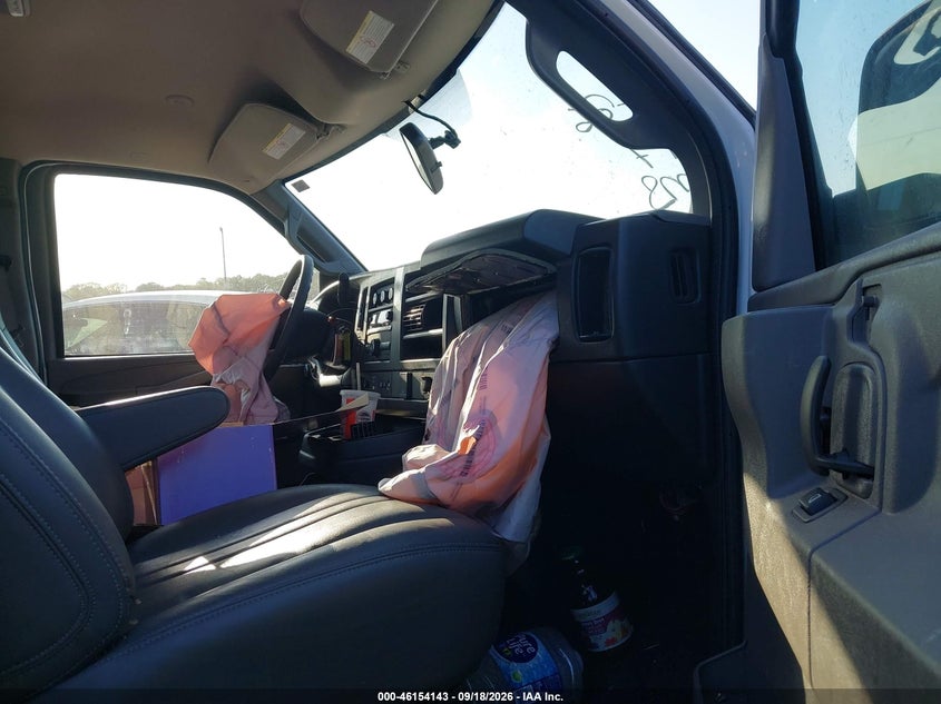 2025 CHEVROLET EXPRESS CUTAWAY auction photo 7
