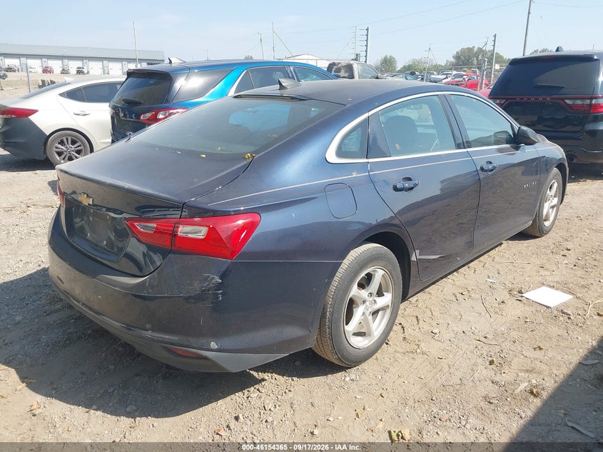 2017 CHEVROLET MALIBU auction photo 4