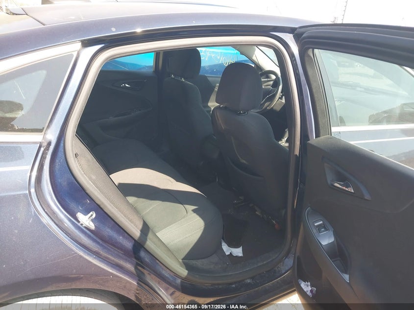 2017 CHEVROLET MALIBU auction photo 8