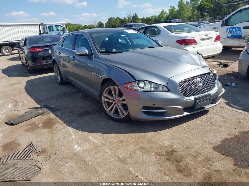 JAGUAR XJ - zdjęcie 1