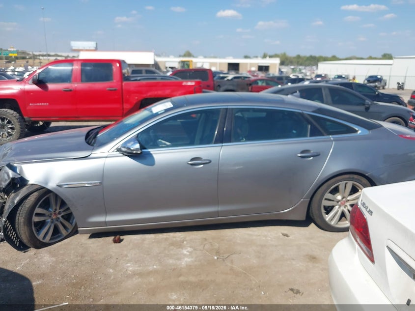 JAGUAR XJ - zdjęcie 14