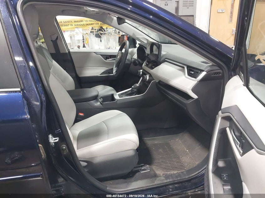 TOYOTA RAV4 - zdjęcie 5