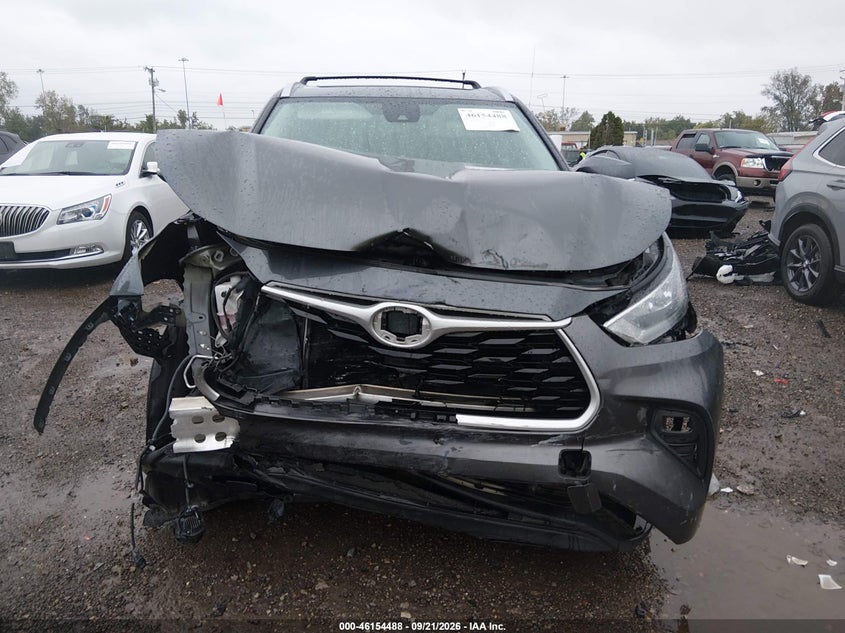 TOYOTA HIGHLANDER - zdjęcie 12