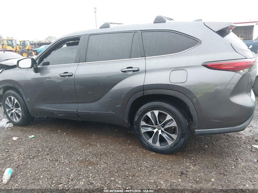 TOYOTA HIGHLANDER - zdjęcie 14