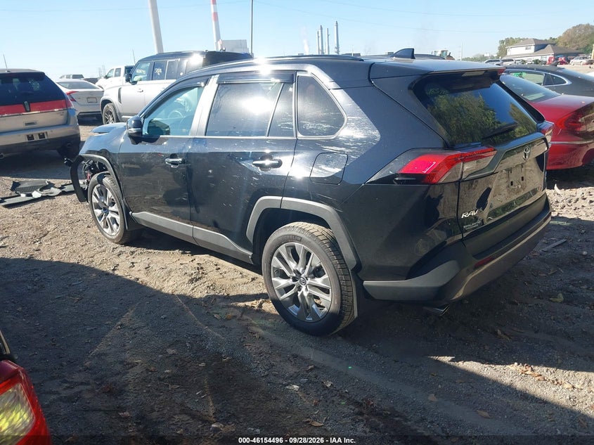 TOYOTA RAV4 - zdjęcie 3