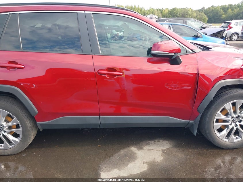 TOYOTA RAV4 - zdjęcie 13