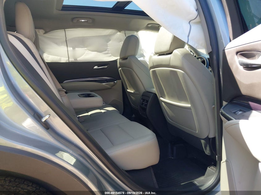 2023 CADILLAC XT4 AWD LUXURY · Фото 8