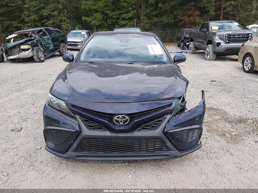 TOYOTA CAMRY - zdjęcie 12