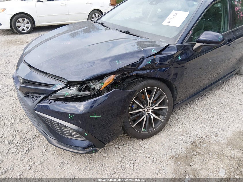 TOYOTA CAMRY - zdjęcie 6