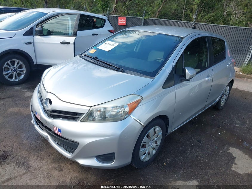 Vin: jtdktud30dd564869, lot: 46654557, toyota yaris le 20132