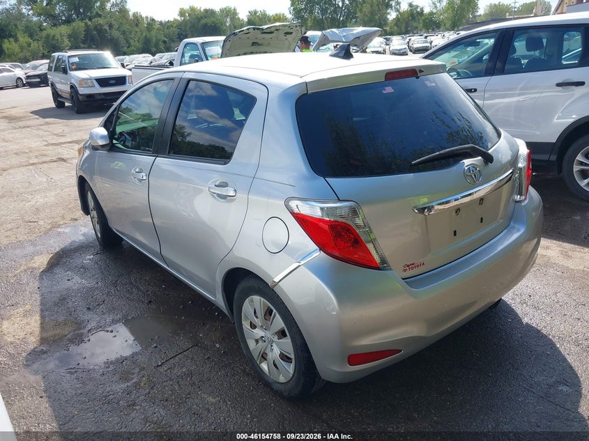 Vin: jtdktud30dd564869, lot: 46654557, toyota yaris le 20133