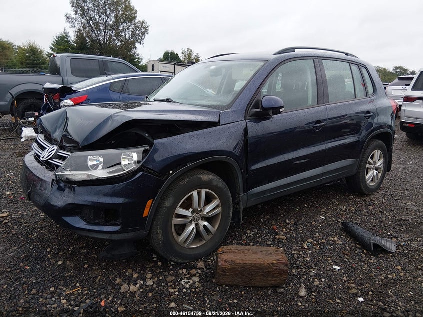 2016 Volkswagen Tiguan S, Left Side, IAAI, VIN WVGAV7AX7GW611303 — photo 2