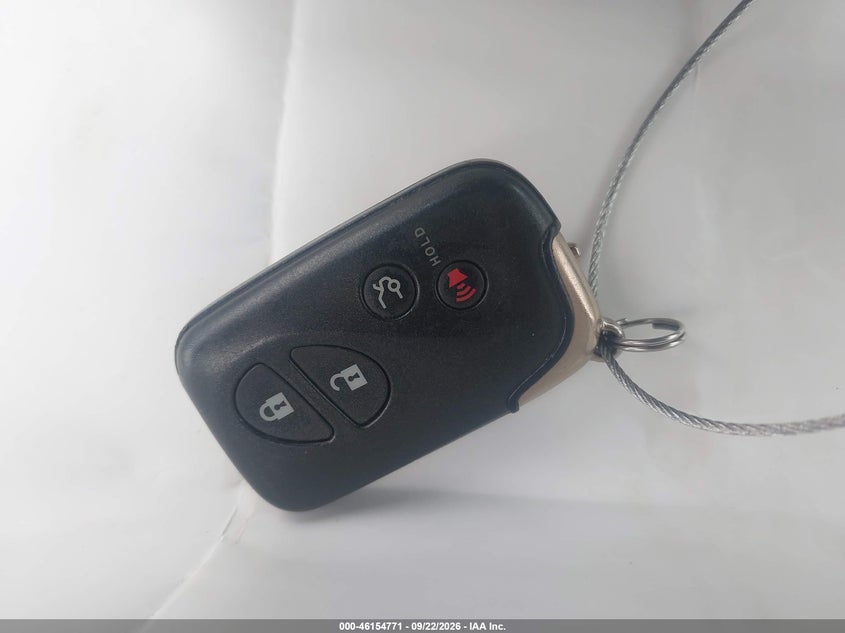 2010 LEXUS ES 350 · Фото 11