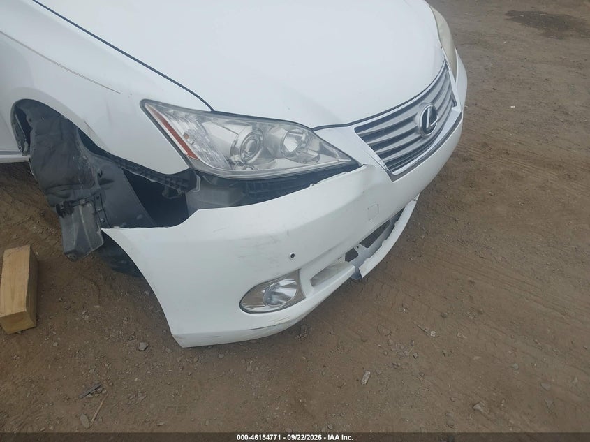 2010 LEXUS ES 350 · Фото 6