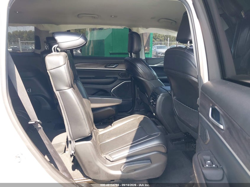 JEEP GRAND CHEROKEE L - zdjęcie 8