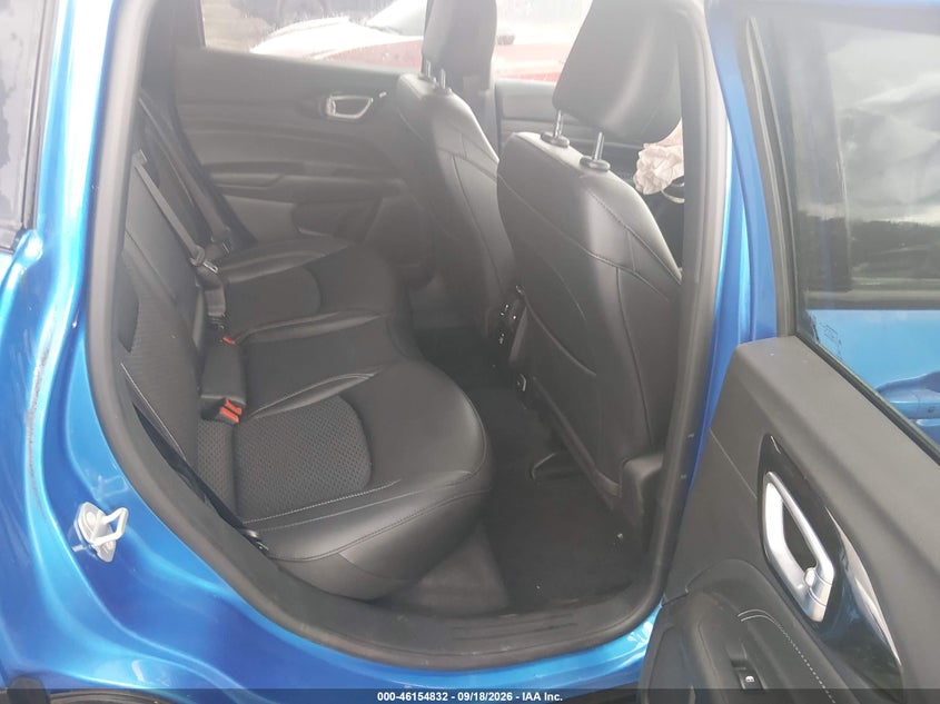 2024 JEEP COMPASS LATITUDE 4X4 · Фото 8