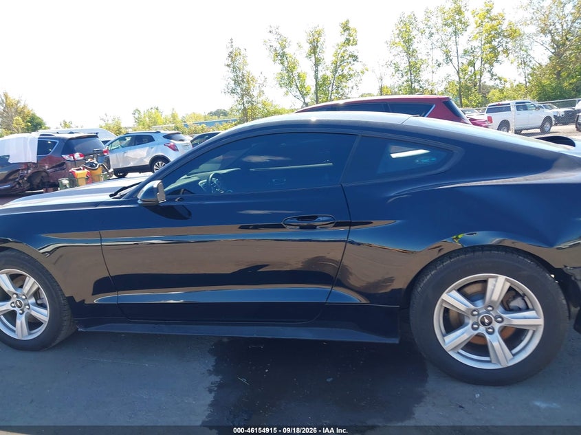 FORD MUSTANG - zdjęcie 15