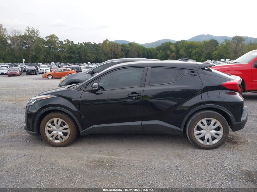 TOYOTA C-HR - zdjęcie 15