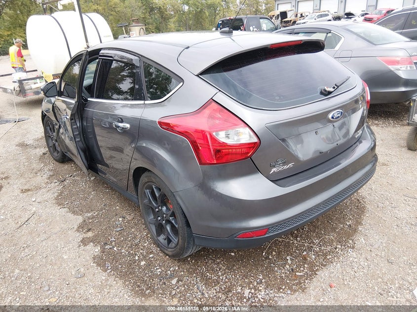 Vin: 1fadp3k26dl289702, lot: 46654935, ford focus se 20133