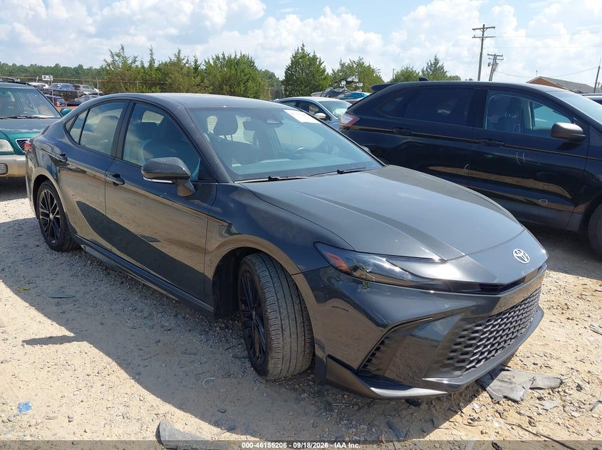 TOYOTA CAMRY - zdjęcie 1