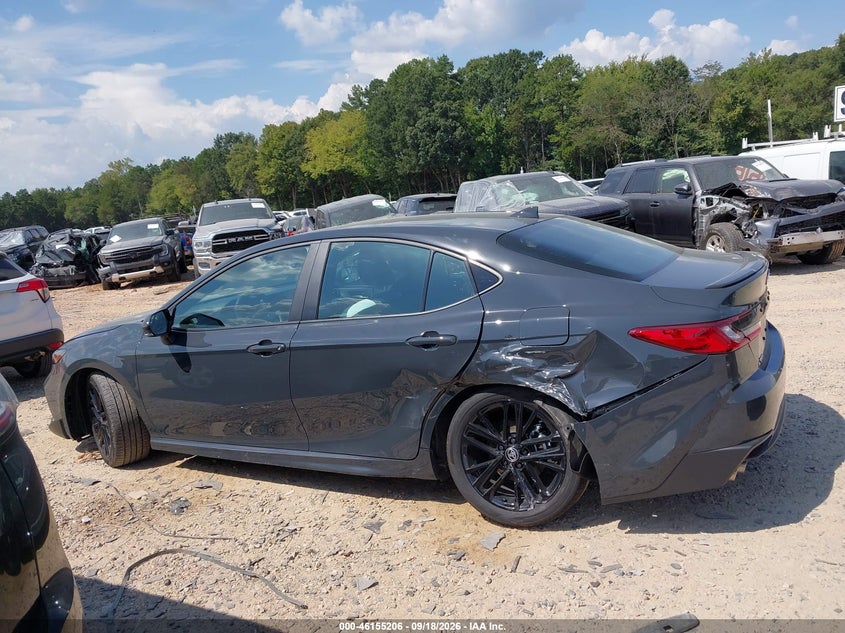 TOYOTA CAMRY - zdjęcie 14