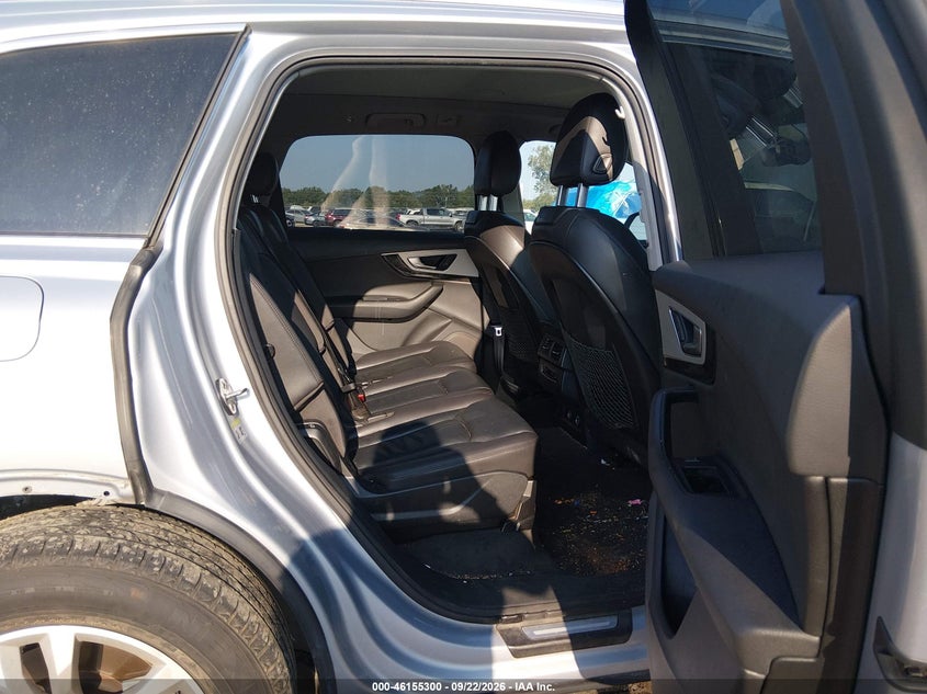 AUDI Q7 - zdjęcie 8
