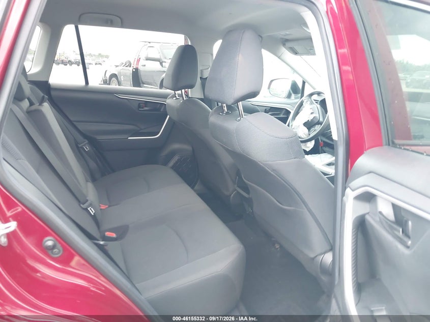 TOYOTA RAV4 - zdjęcie 8