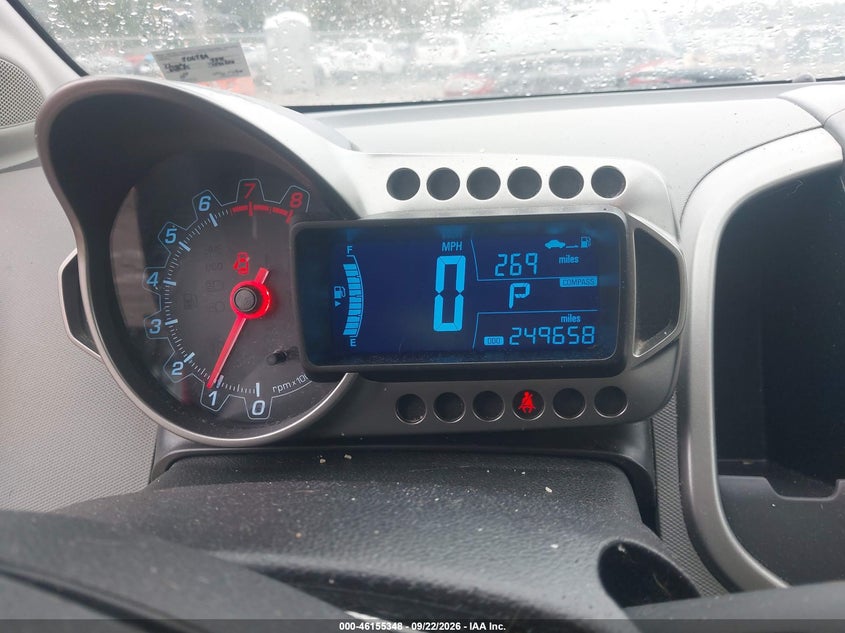 2012 CHEVROLET SONIC auction photo 7