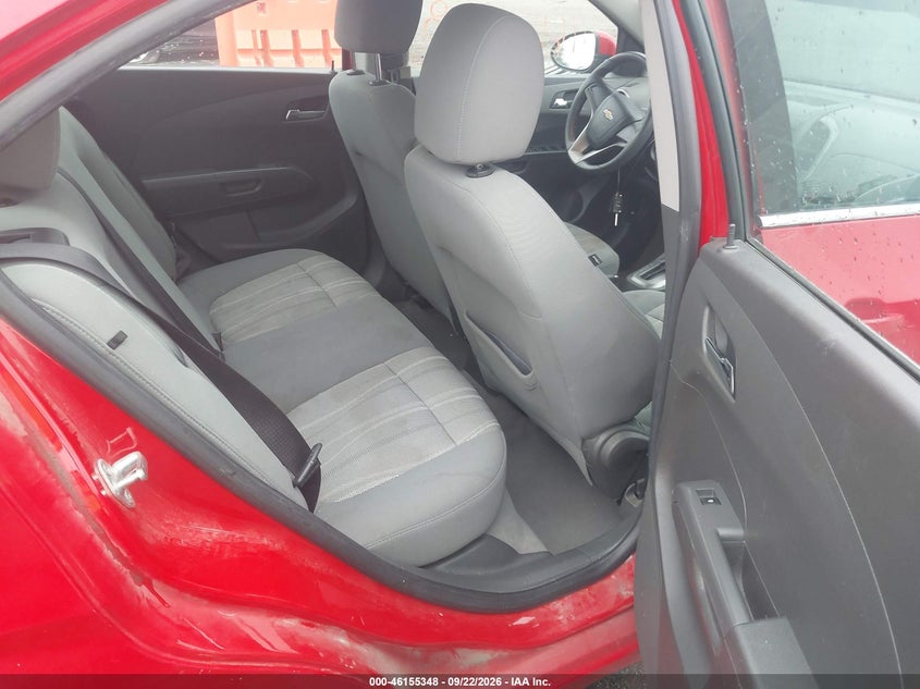 2012 CHEVROLET SONIC auction photo 8