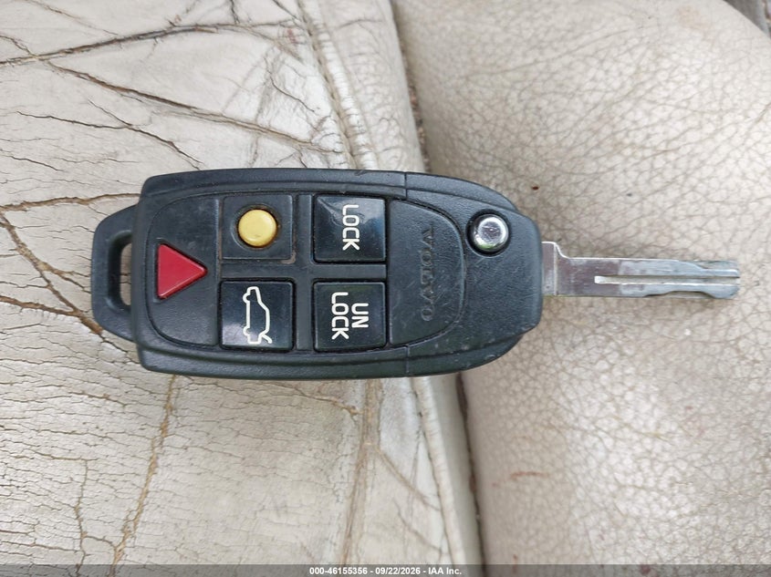 2011 VOLVO XC90 3.2 · Фото 11
