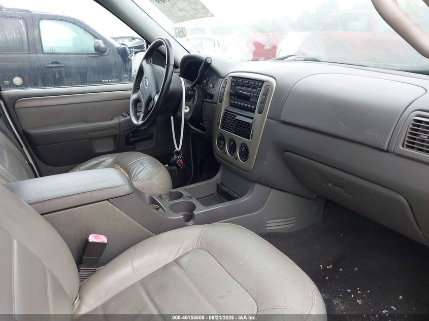 2005 FORD EXPLORER auction photo 5