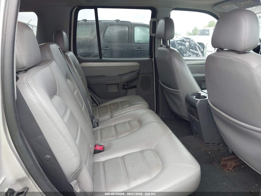 2005 FORD EXPLORER auction photo 8