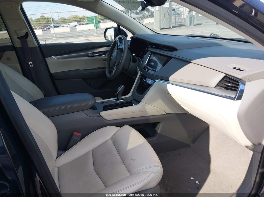 CADILLAC XT5 - zdjęcie 5