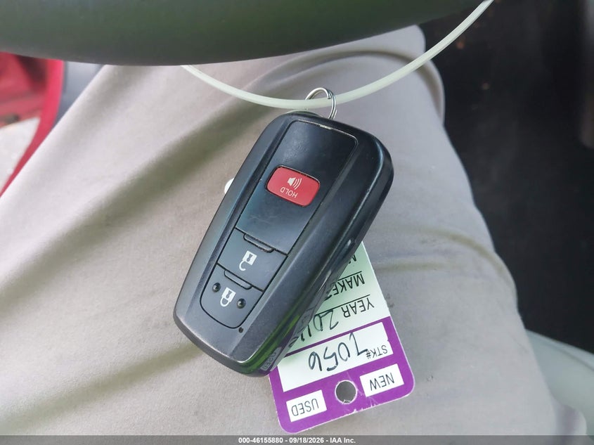 TOYOTA PRIUS - zdjęcie 11