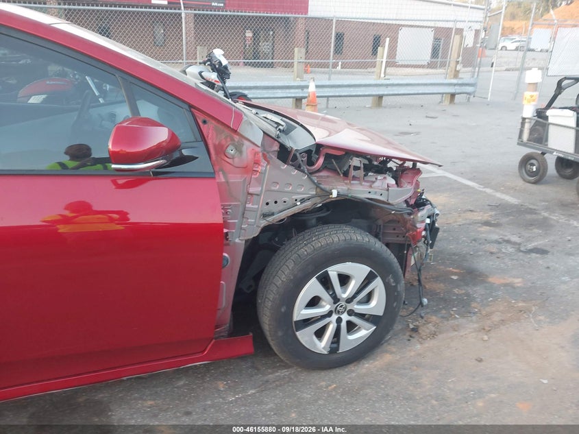 TOYOTA PRIUS - zdjęcie 6