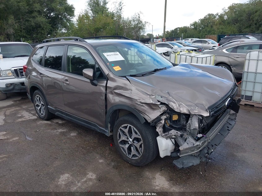 Vin: jf2skaec2ph513811, lot: 46655685, subaru forester premium 2023 img_1