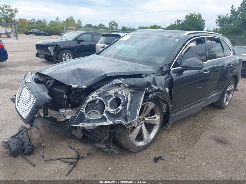 Vin: sjaam2zv2kc024919, lot: 46655709, bentley bentayga v8 20192