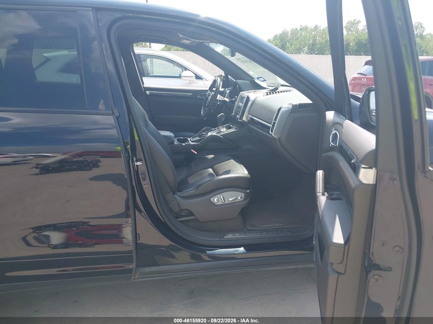 PORSCHE CAYENNE - zdjęcie 5
