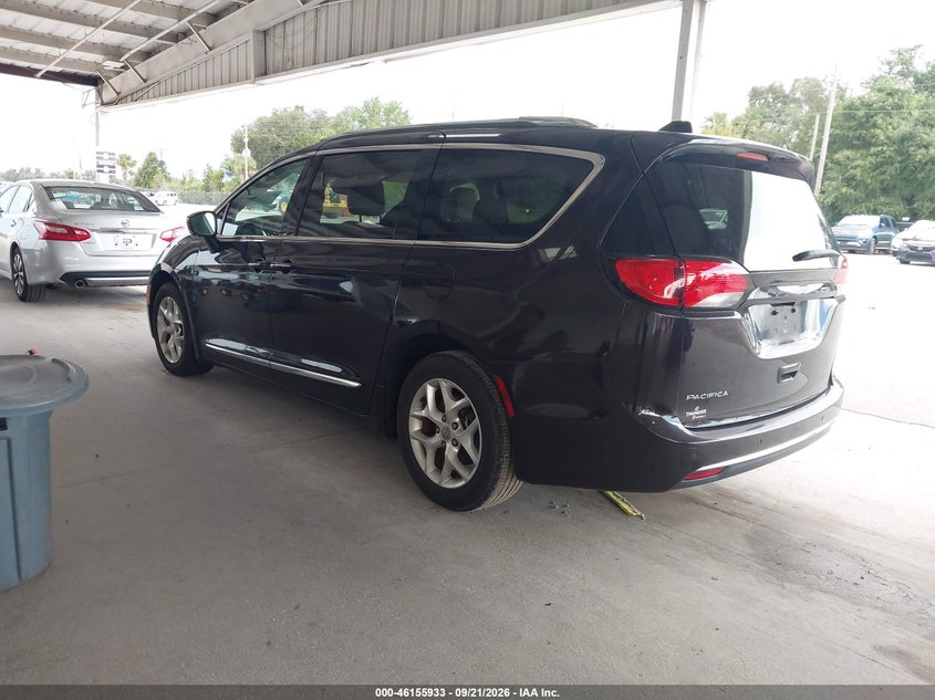 Vin: 2c4rc1eg5hr684331, lot: 46655732, chrysler pacifica touring-l plus 20173