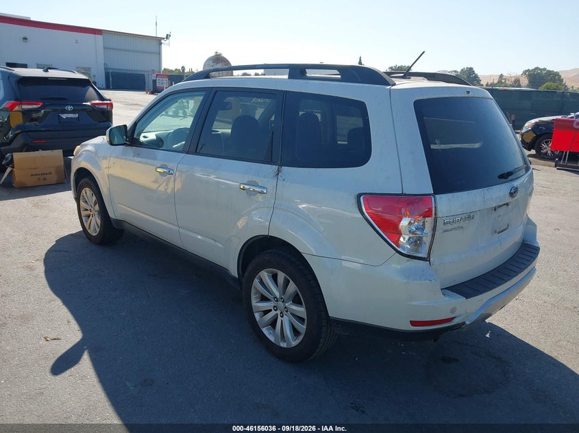 Vin: jf2shadc7ch457455, lot: 46655835, subaru forester 2.5x premium 20123